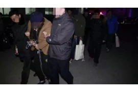 郭德纲《要账》：一场相声中的智慧较量